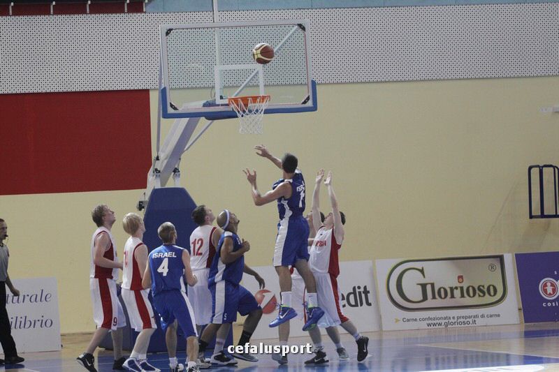 110918 basket 054_tn.jpg